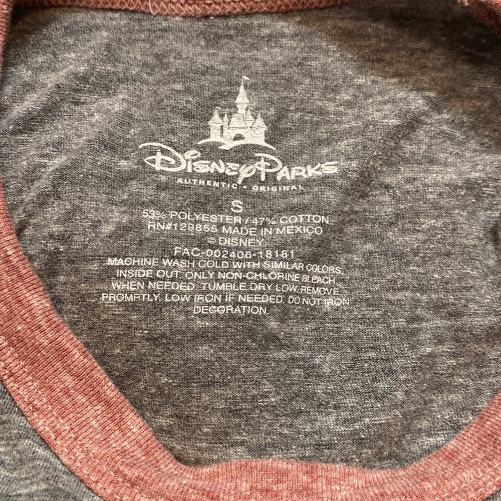 Cute Disney sleeve 3/4, size small, worn once - Picture 5 of 5